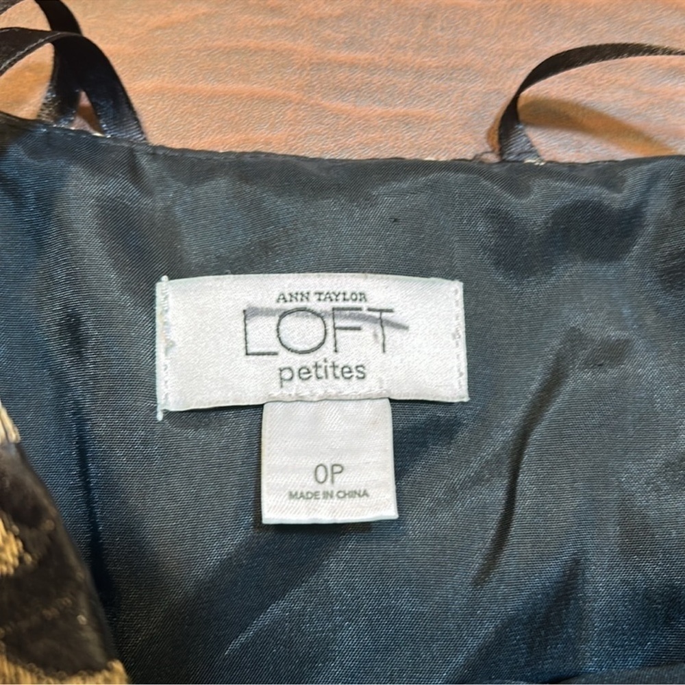 ANNE TAYLOR LOFT PETITES Black & Gold
Print Strapless Cocktail Dress Size 0P - Picture 5 of 7